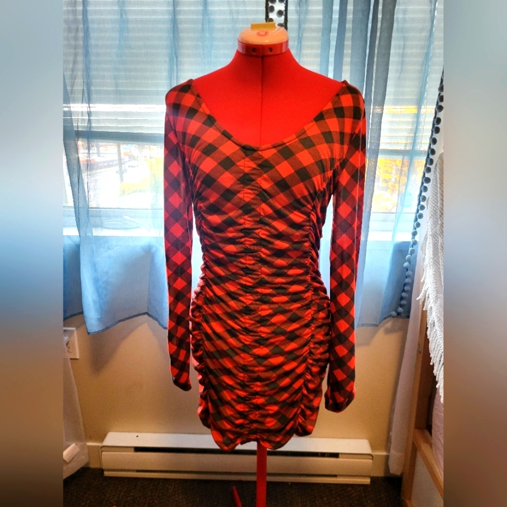 M Stretchy Red Plaid Dress